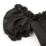 manches aux look médiéval d'un corset noir pour femme