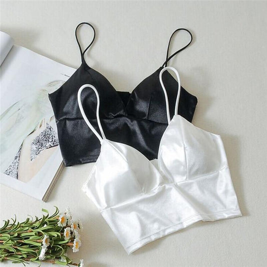 deux corsets bustiers sans manches noir et blanc