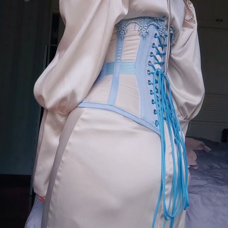 Corset bustier serre taille vu de dos | Maison du Corset