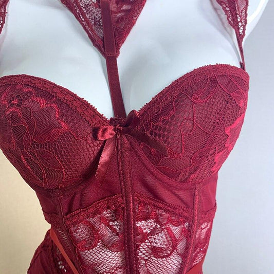 Un corset porte jarretelle pour femme très original