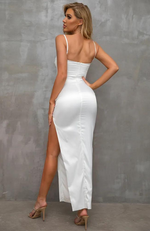 une robe corset bustier blanche vu de dos