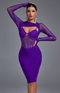 une robe de soirée corset violet