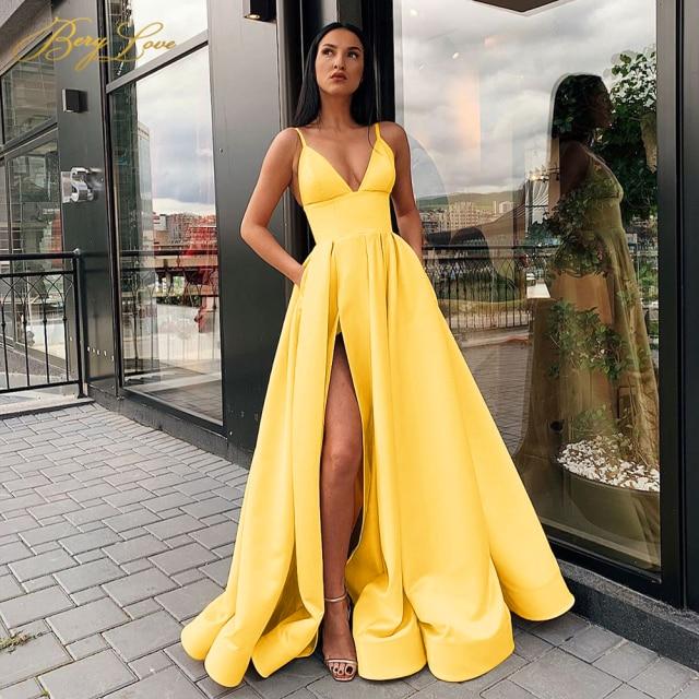 Tenue de mariage jaune best sale et bleu